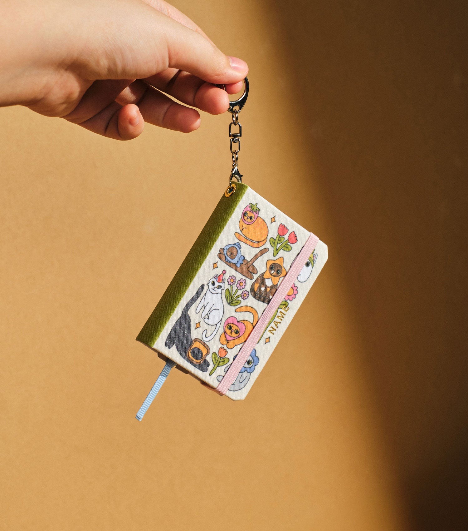 gallery_caroline_3.jpg__PID:ca3b0209-a82f-46e1-9ccf-c84314ac5dd0