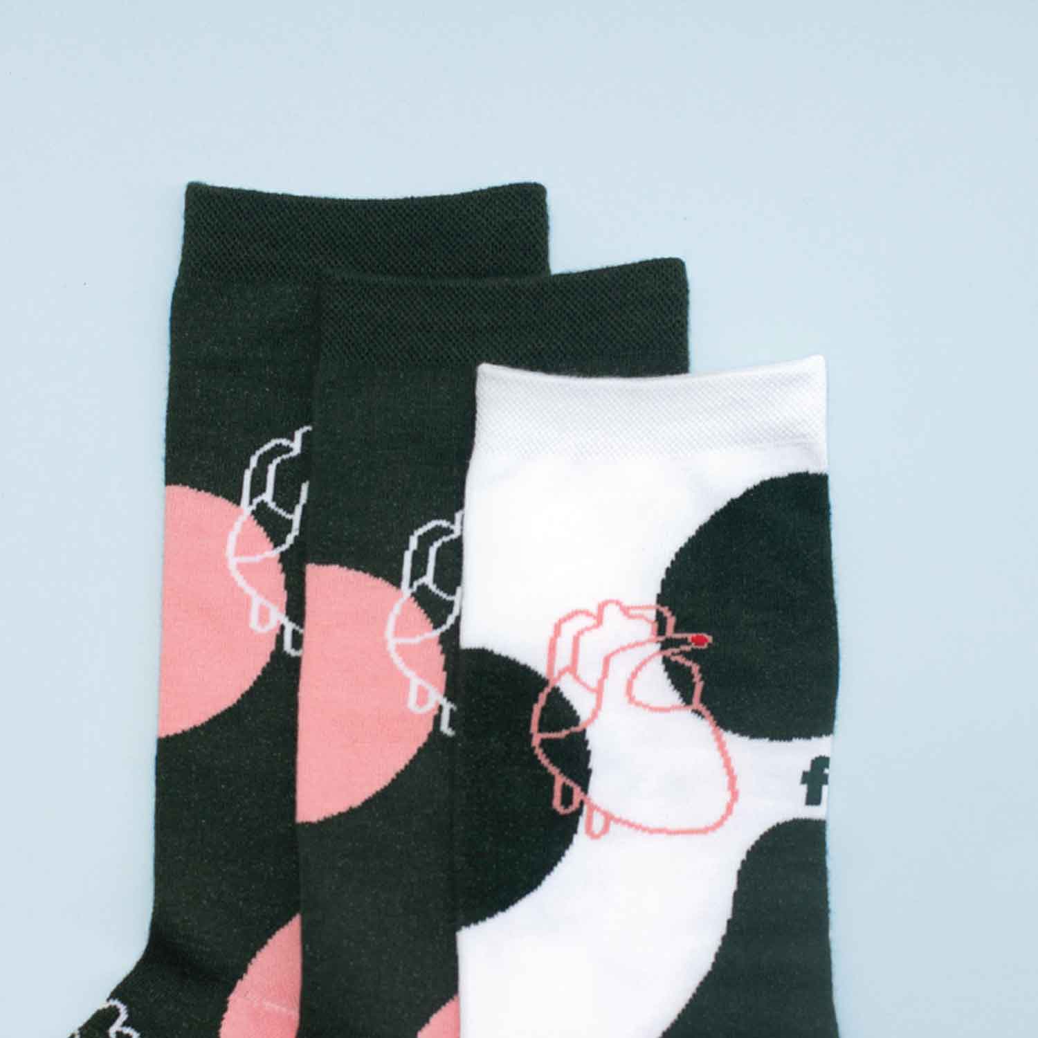 Three Legged Pair : 2+1 socks (Bistro Green &amp; Salmon Pink)