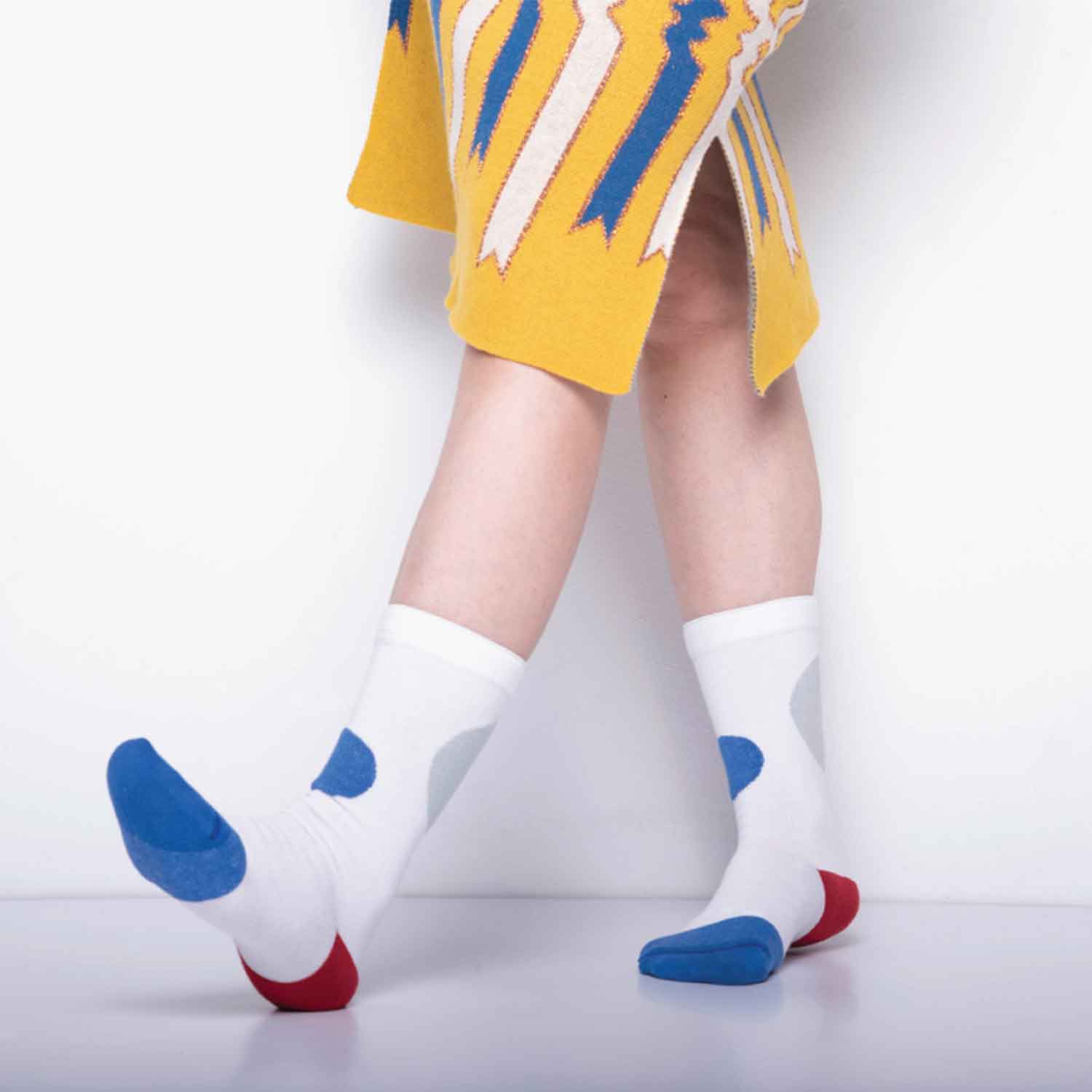 My Inner Beauty : HATI | Reversible Patterned Socks (White &amp; Royal Blue)